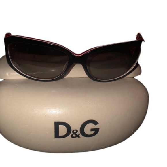 Dolce & Gabbana  black & red sheild sunglasses with crystal detail and case - Picture 6 of 11